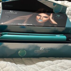 Tiffany & Co. Aqua Hair Straightener